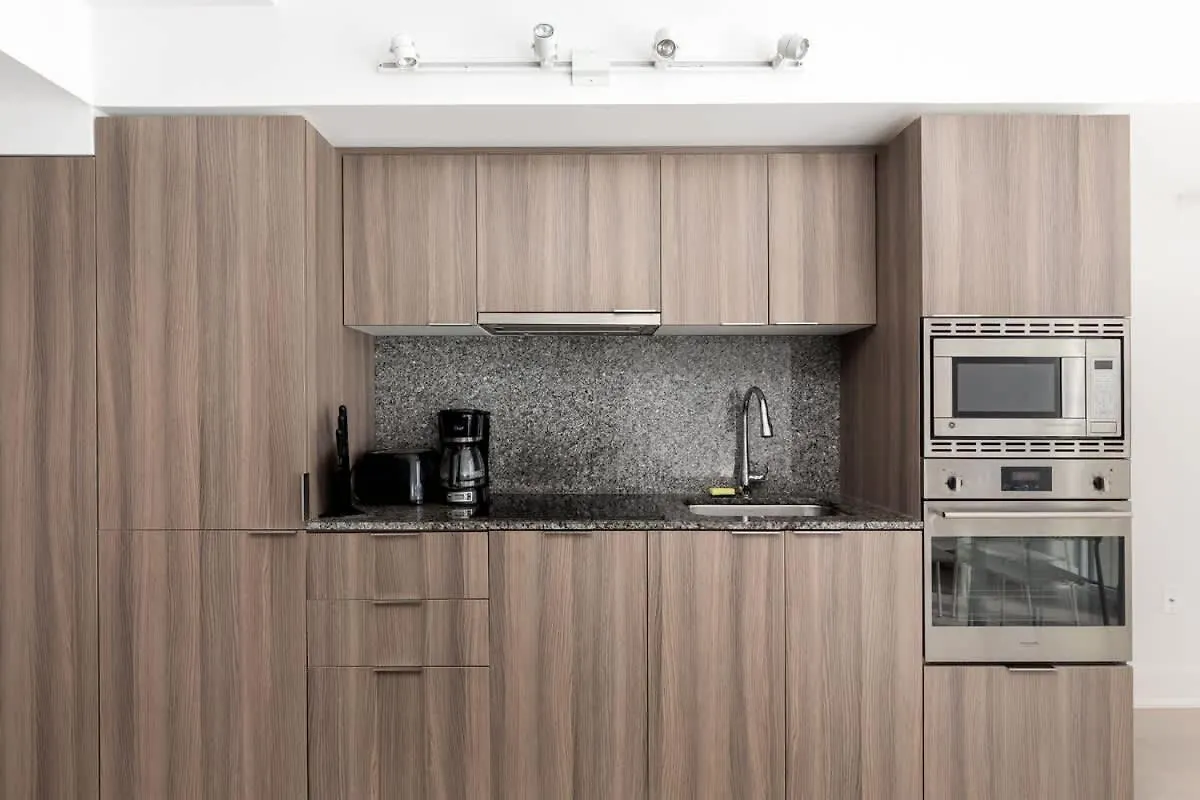 Apartment Practical Condo Downtown 3 Beds Uoft Toronto Canada